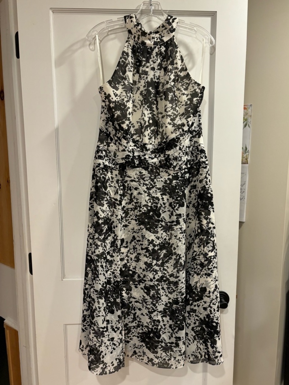 White House Black Market NEW Chiffon Halter Floral Midi Dress White Black 12 - Picture 2 of 16